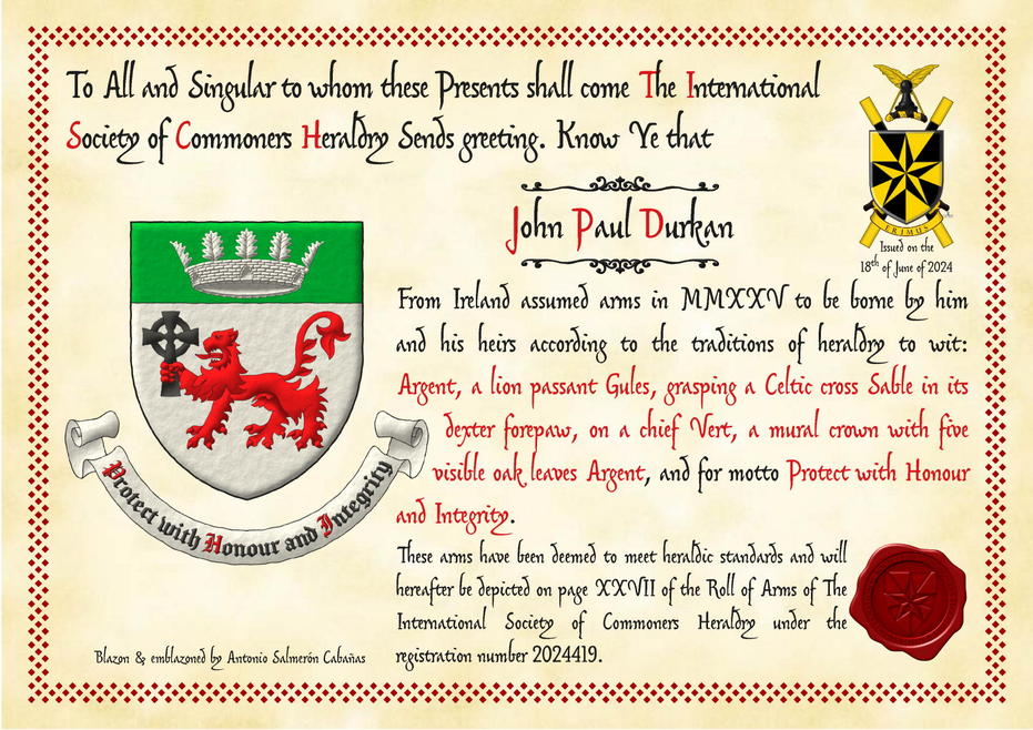 Escudo de plata, un len pasante de gules, teniendo en su diestra una cruz celta se sable, en un jefe de sinople, una corona mural con cinco hojas de roble visibles de plata. Lema: Protect with Honour and Integrity de sable, con letras iniciales de gules, sobre una filacteria de plata.