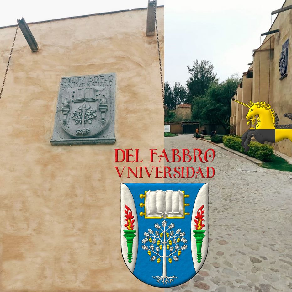 Escudo de azur, flanqueado curvo de plata: en jefe, un libro abierto de oro, hojado de plata; en punta, un roble arrancado de plata, frutado de oro; en cada flanco, una antorcha de sinople, encendida al natural. Lema sobre el escudo: Del Fabro Universidad de gules.