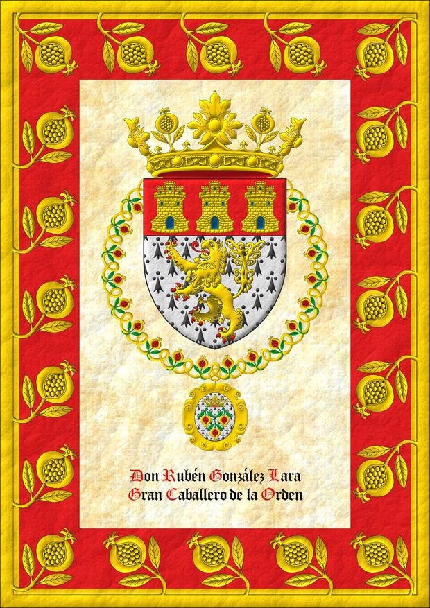 Escudo de armios, un len rampante de cola horquillada de oro, armado y lampasado de gules; un jefe de gules, tres castillos de oro, aclarados de azur, mazonados de sable. Timbrado de una corona de la Soberana y Muy Noble Orden de la Granada. El escudo est rodeado del Gran Collar de la Soberana y Muy Noble Orden de la Granada.