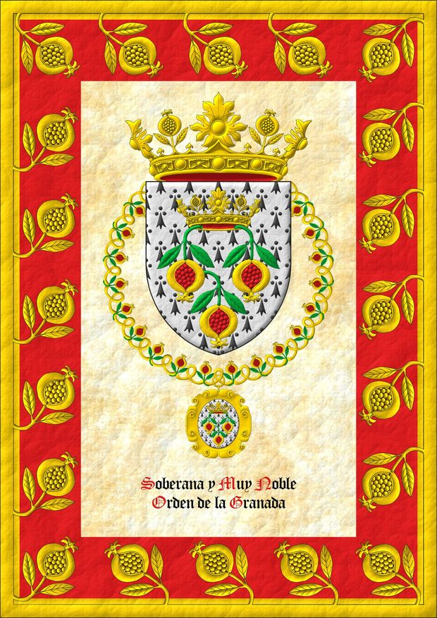 Escudo de armios, tres granadas ranversadas de oro, rajada de gules, talladas y hojadas de sinople, sumadas de una corona abierta, alternando cuatro rosetas de hojas de acanto, visibles tres, y cuatro granadas, visibles dos, todas de oro, forrada de gules. Timbrado de una corona de la Soberana y Muy Noble Orden de la Granada. El escudo est rodeado del Gran Collar de la Soberana y Muy Noble Orden de la Granada.