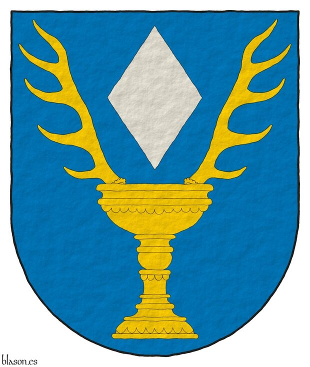 Escudo de azur, en jefe un losange de plata acompa�ado de dos cuernas de ciervo en pila salientes de un c�liz todo de oro.