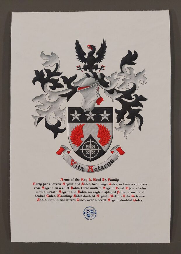 Escudo de plata, dos medios vuelos de gules, mantelado en punta de sable, cargado de una rosa de los vientos de plata; el jefe de sable, tres estrellas de cinco puntas de plata. Timbrado de un yelmo, adornado de dos lambrequines de sable doblados de plata, un burelete de plata y sable, cimado de un �guila de sable, armada y lampasada de gules. Lema: �Vitam Aeternam� de sable, con letras iniciales de gules, sobre una filacteria de plata, doblada de gules.