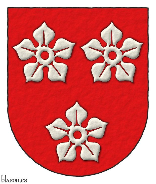 Escudo de gules, tres quinquefolios de plata.